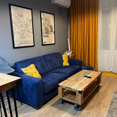 Апартамент Boutique 2bb 2br Location And Stunning View!