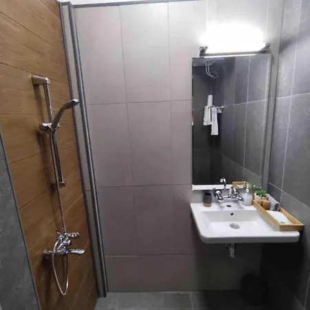 Boutique 2bb 2br Location And Stunning View!
